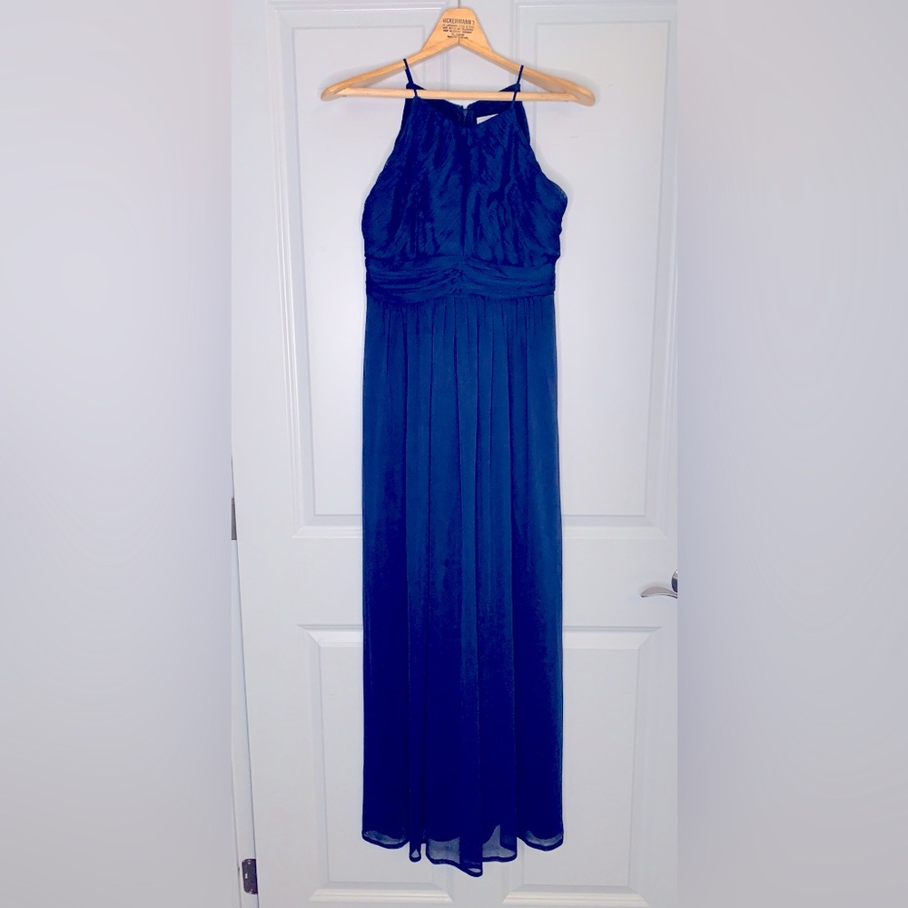 DB Studio Navy Chiffon Prom/Homecoming/Formal Gown in Size 2